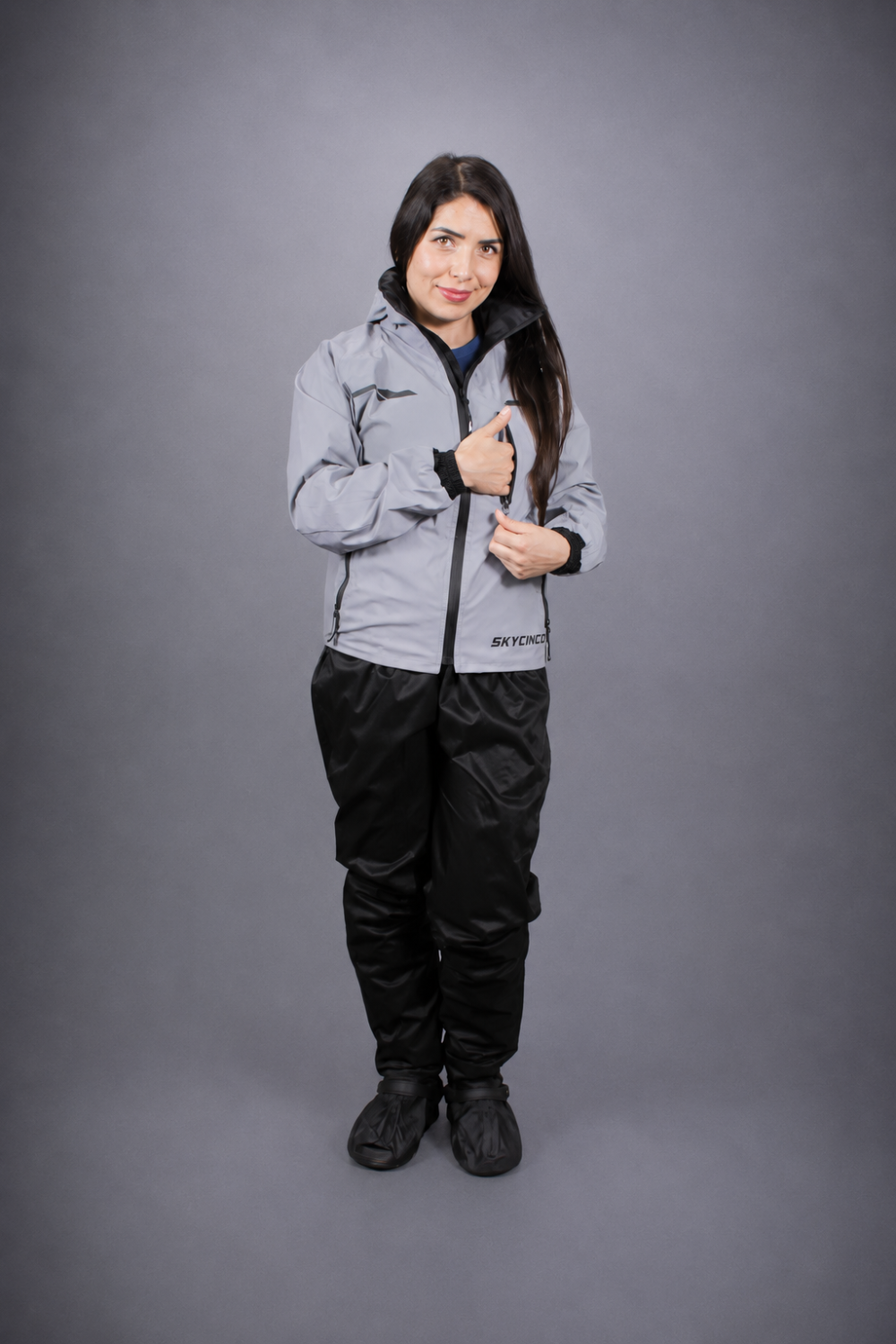 ChatGPT-Image-11-ago-2026-04_04_59-p.m.png Chaqueta DUAL PRO Mujer