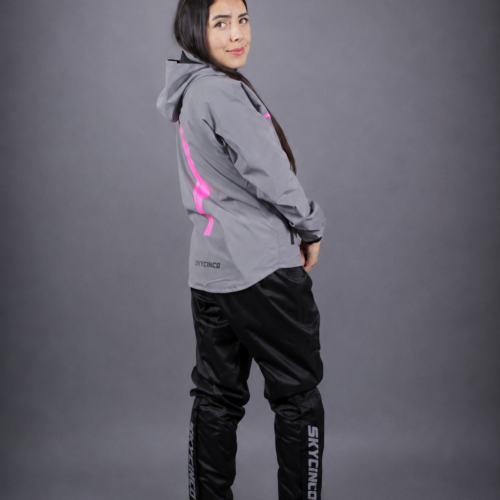 ChatGPT-Image-18-ago-2026-02_34_08-p.m.png Chaqueta DUAL PRO Mujer